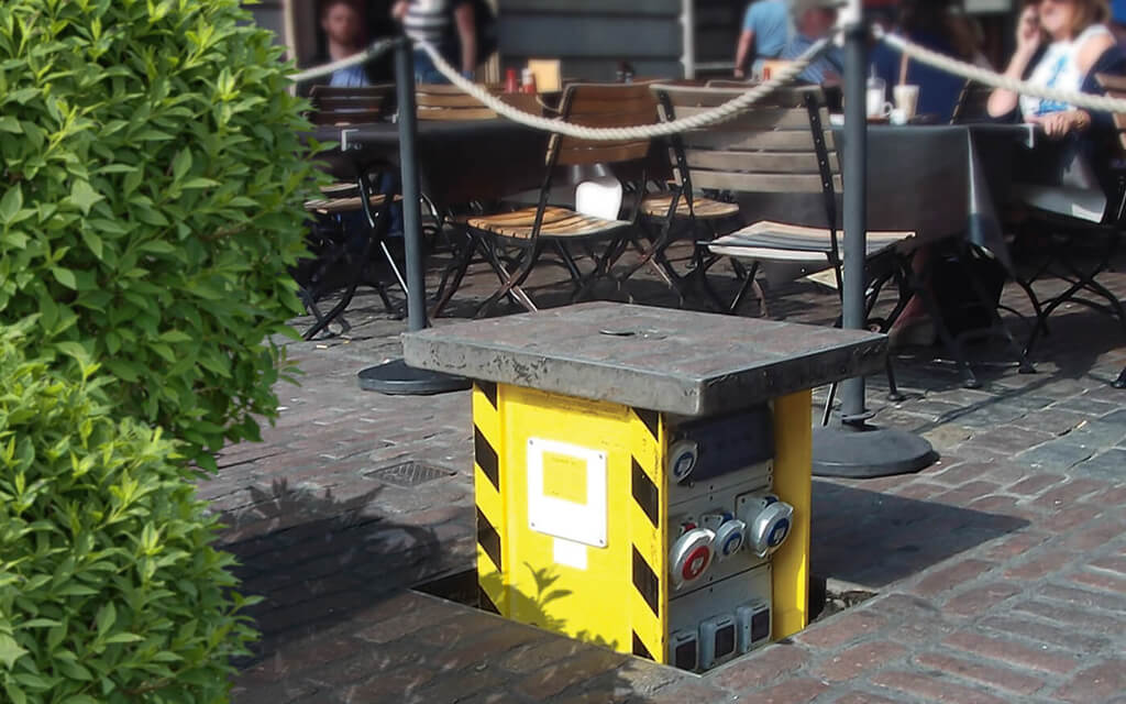 In-ground unit in market setting