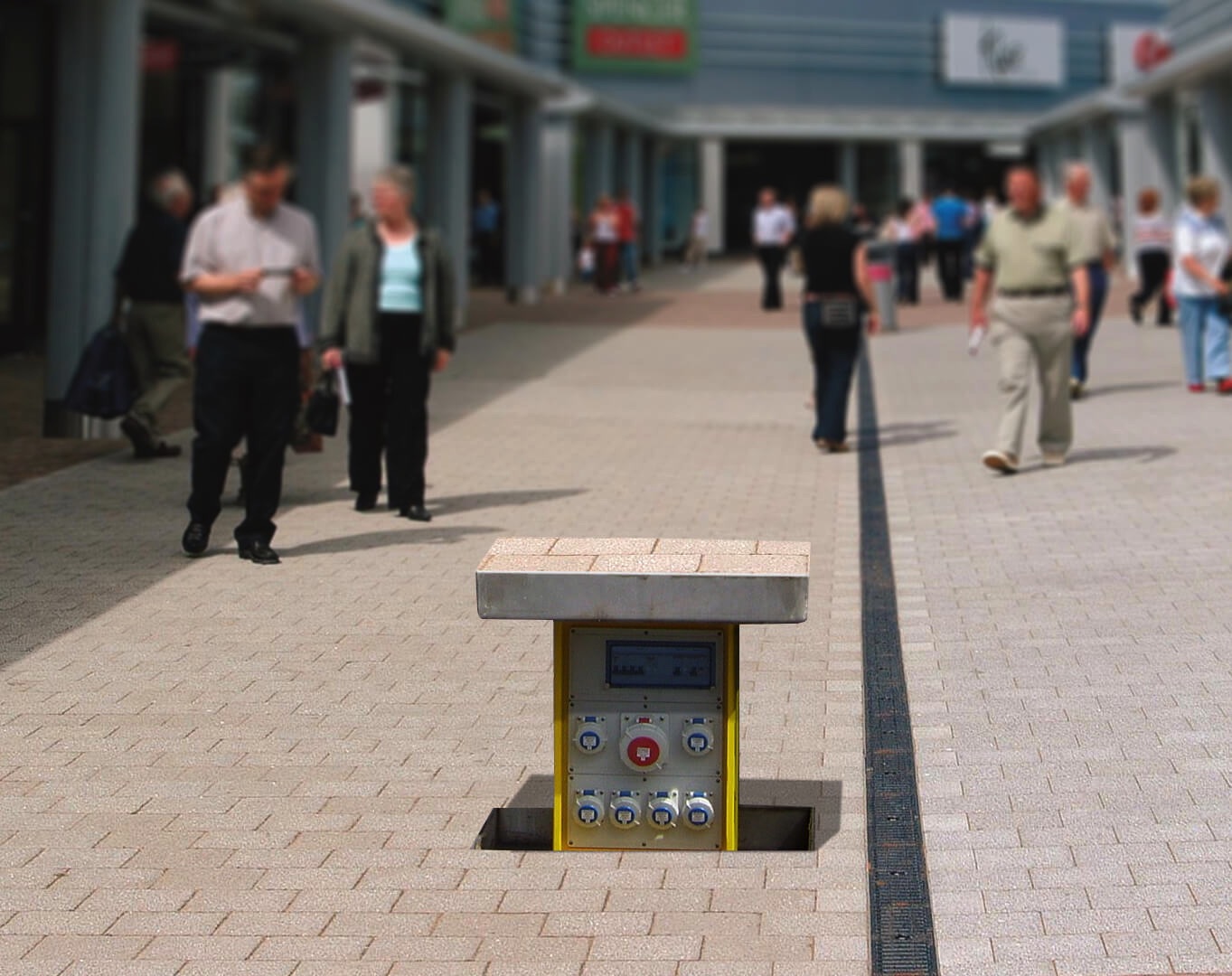 Pop Up unit in shopping presinct