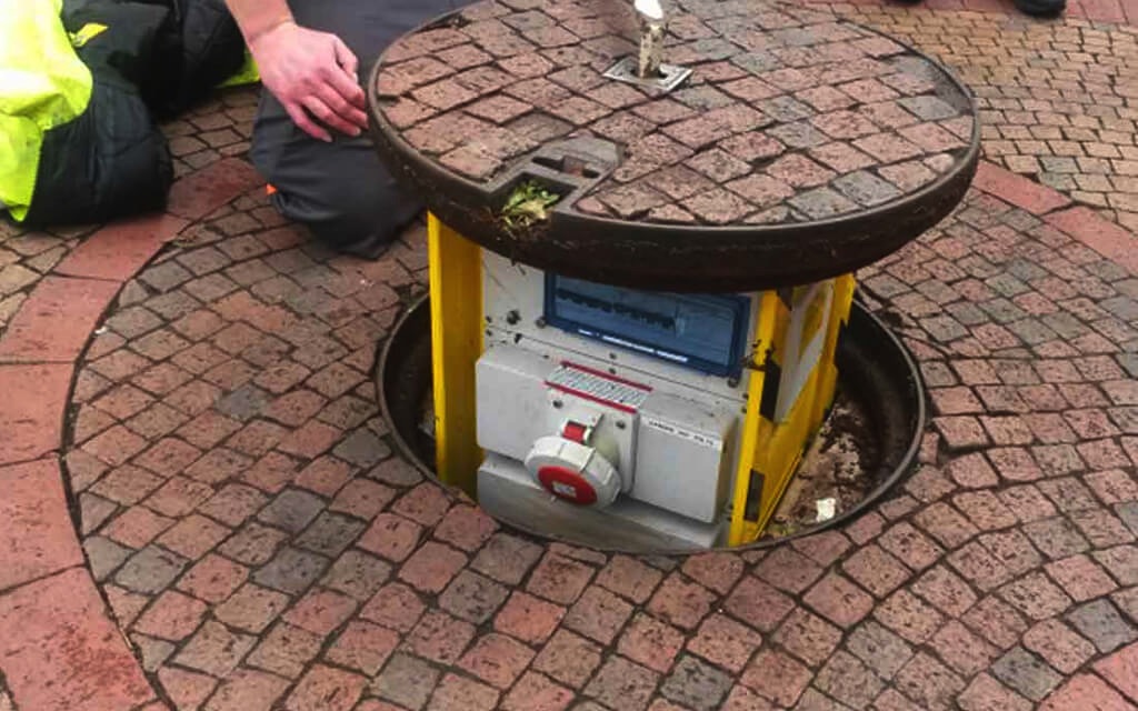 Rugby town centre pop up unit