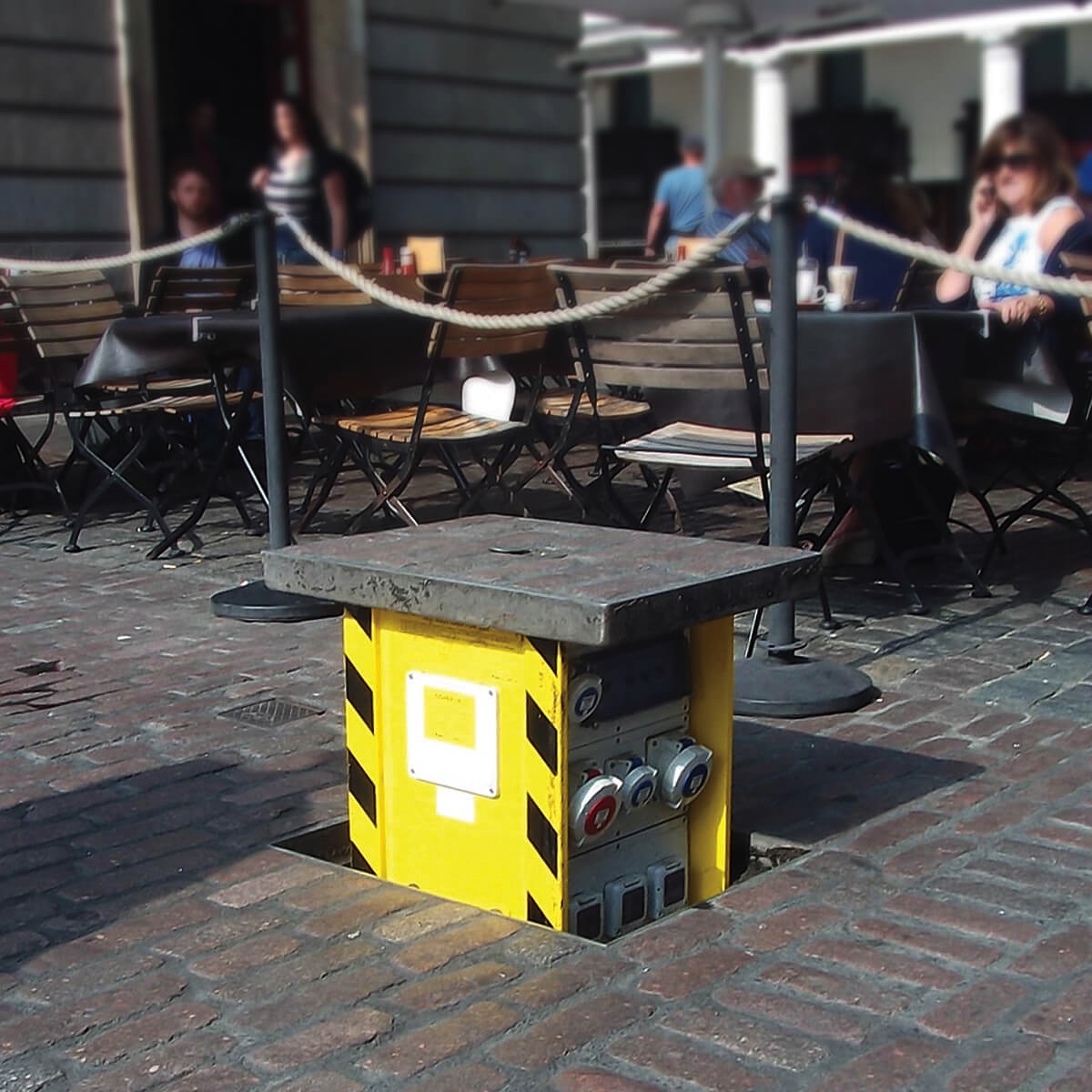 Pop Up Power Supplies Power Bollards