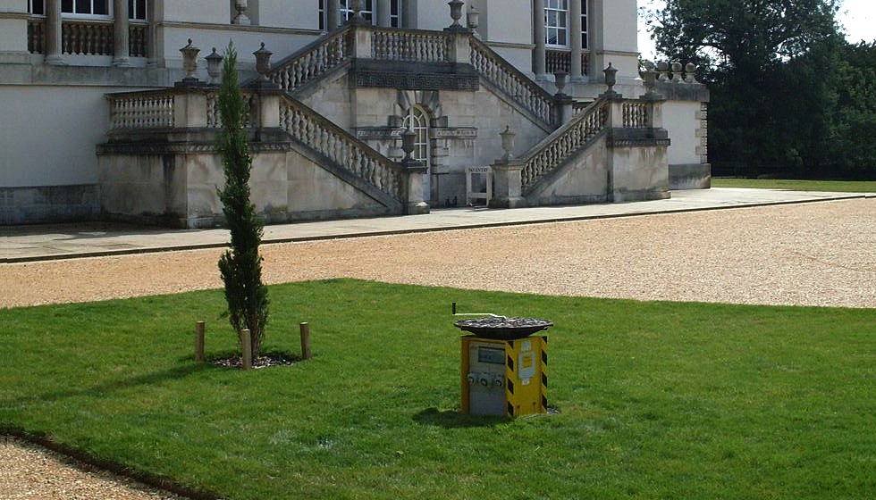 Demonstrating how Pop Up Power’s retractable service units can be integrated into elegantly landscaped gardens, a pop up service unit at Chiswick House.